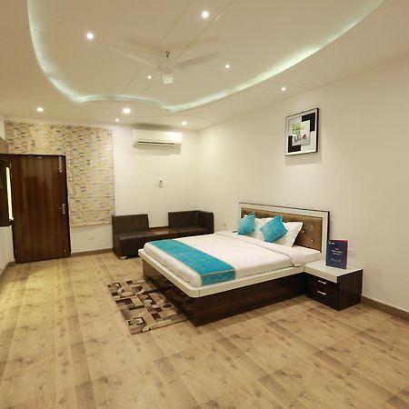 קאנפור Oyo 8837 Hotel Surya Galaxy מראה חיצוני תמונה