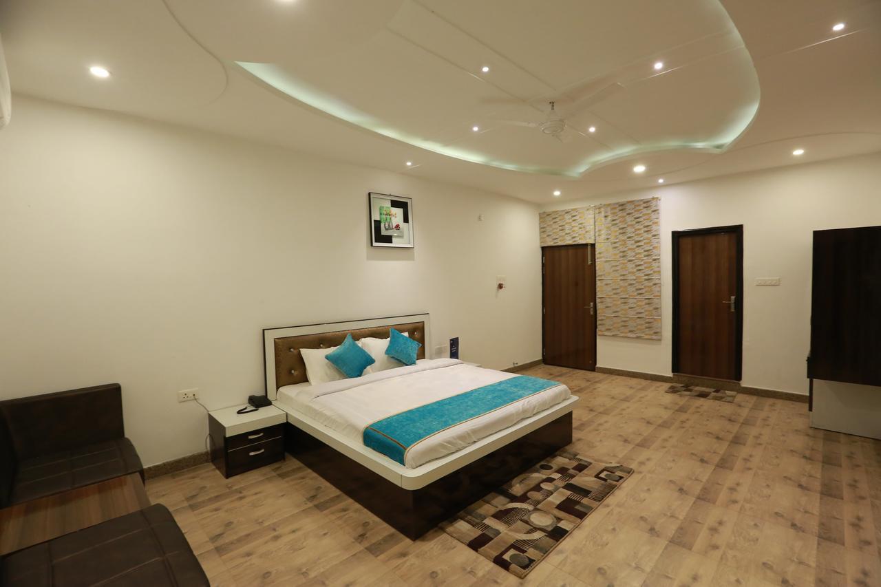 קאנפור Oyo 8837 Hotel Surya Galaxy מראה חיצוני תמונה