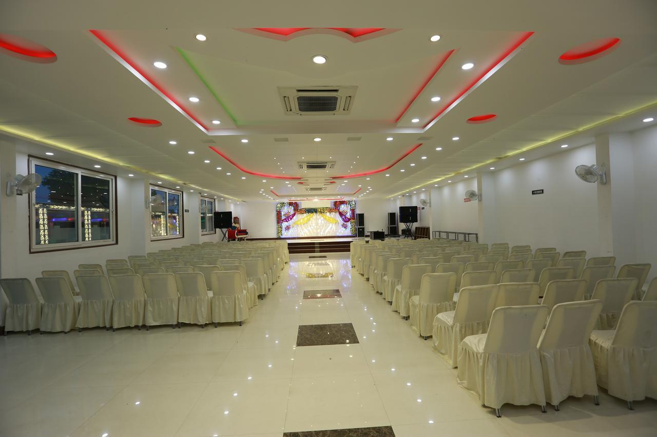 קאנפור Oyo 8837 Hotel Surya Galaxy מראה חיצוני תמונה