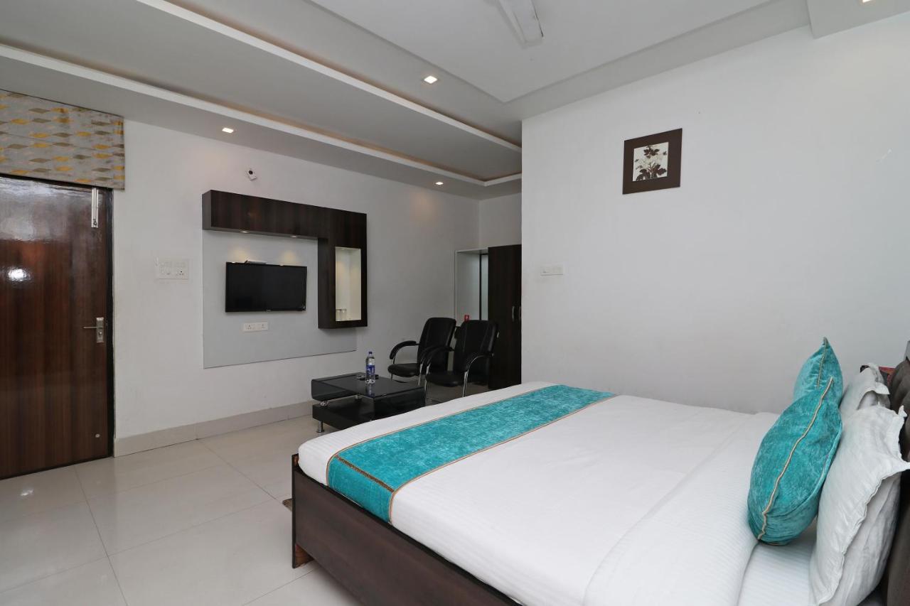 קאנפור Oyo 8837 Hotel Surya Galaxy מראה חיצוני תמונה