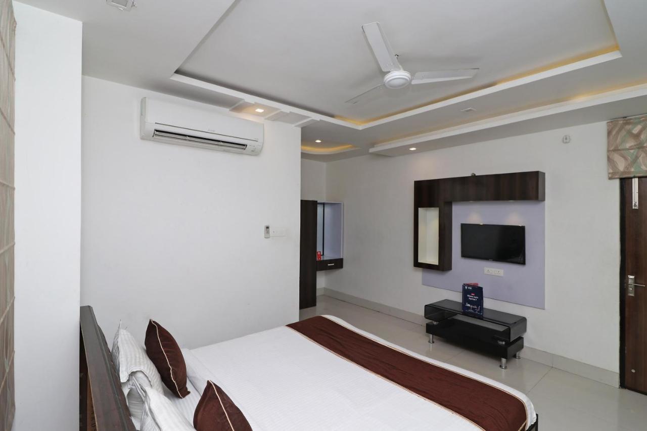 קאנפור Oyo 8837 Hotel Surya Galaxy מראה חיצוני תמונה