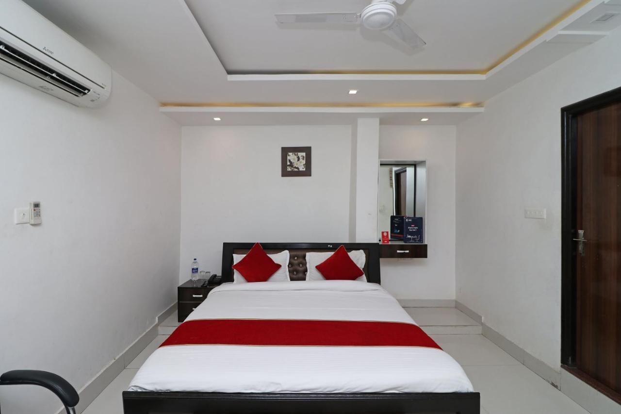 קאנפור Oyo 8837 Hotel Surya Galaxy מראה חיצוני תמונה