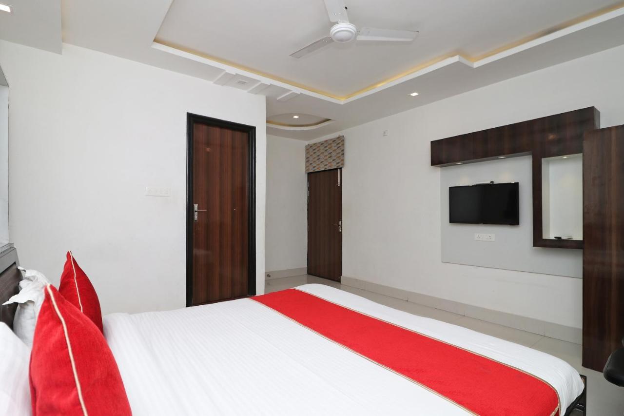 קאנפור Oyo 8837 Hotel Surya Galaxy מראה חיצוני תמונה