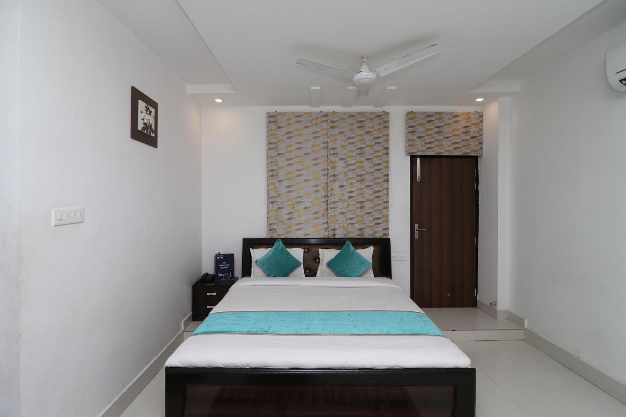 קאנפור Oyo 8837 Hotel Surya Galaxy מראה חיצוני תמונה